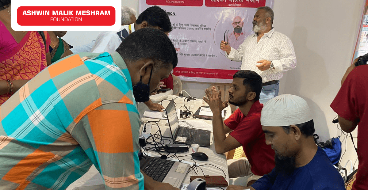 100+ beneficiaries were registered in the E-Shram Yojana drive conducted by AMM Foundation in association with Hemang Jangla and Rakesh Coelho at Oshiwara, Andheri.